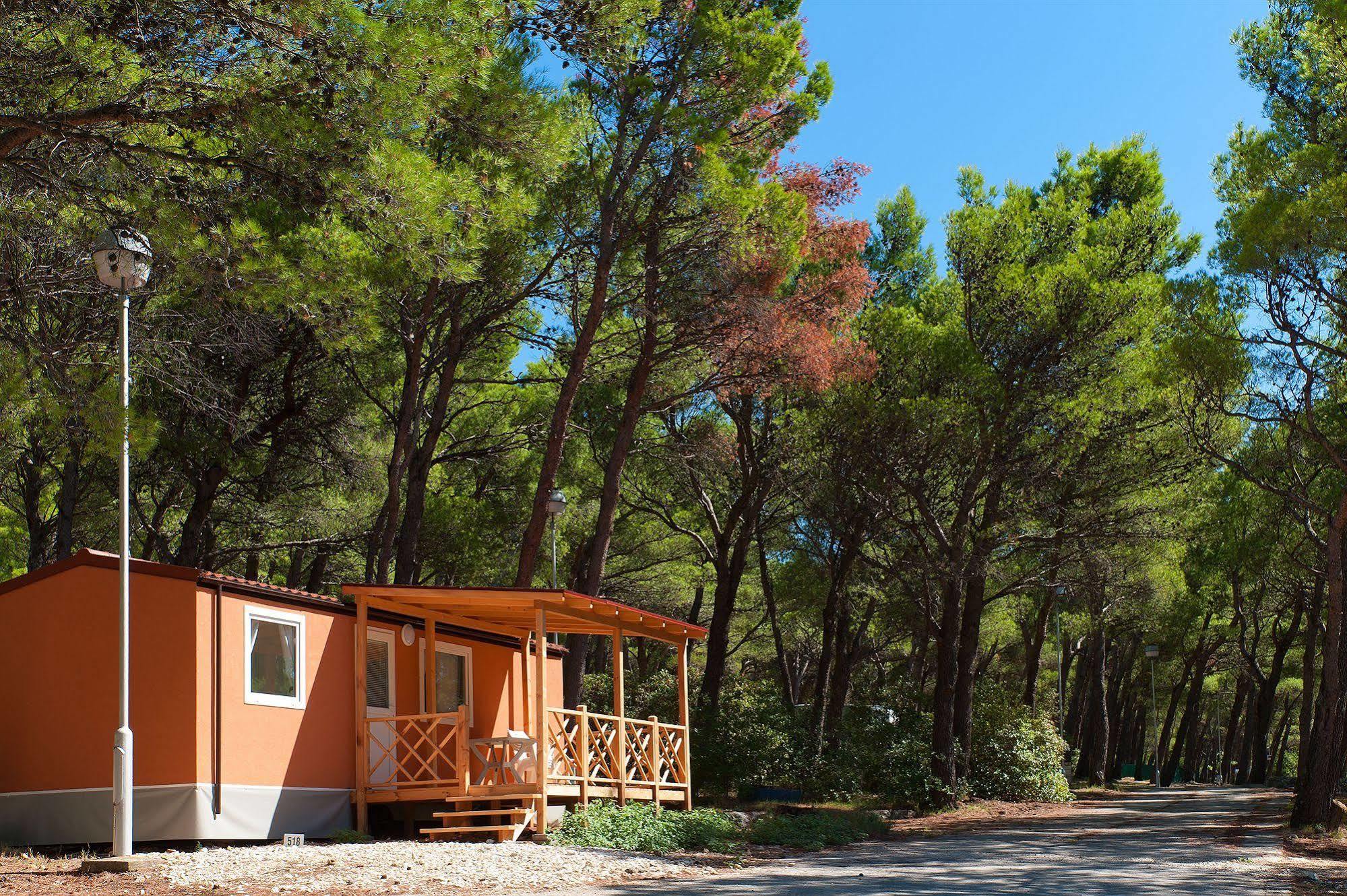 Mobile Homes Basko Polje Campground Baška Voda Exterior foto